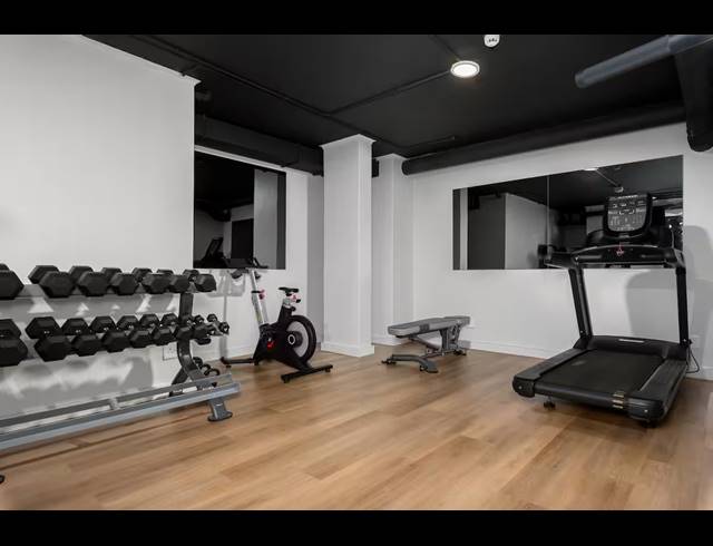 1 BEDROOM APARTMENT FOR SALE IN CAPE TOWN CITY CENTRE